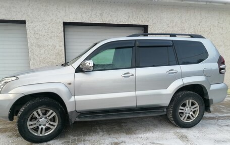 Toyota Land Cruiser Prado 120 рестайлинг, 2007 год, 1 800 000 рублей, 3 фотография