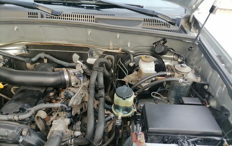 Toyota Land Cruiser Prado 120 рестайлинг, 2007 год, 1 800 000 рублей, 23 фотография