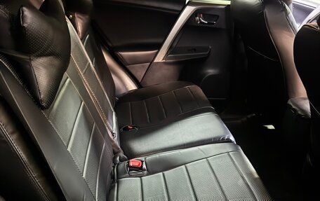 Toyota RAV4, 2013 год, 2 200 000 рублей, 12 фотография