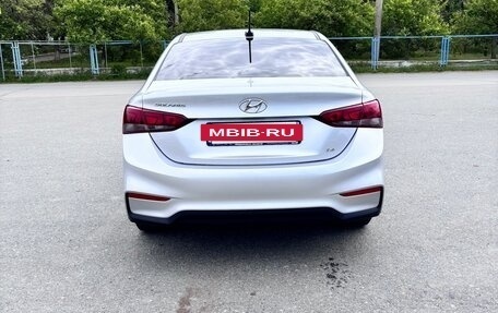 Hyundai Solaris II рестайлинг, 2019 год, 1 320 000 рублей, 17 фотография