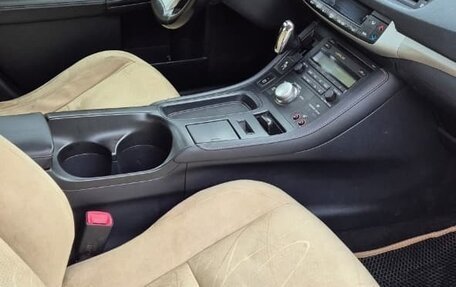 Lexus CT I рестайлинг, 2011 год, 1 350 000 рублей, 5 фотография