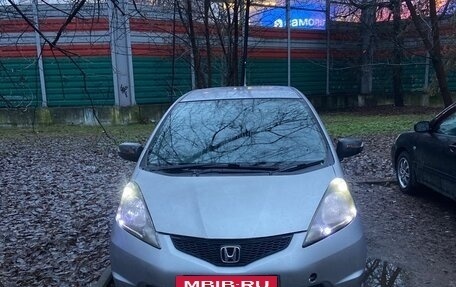 Honda Fit III, 2008 год, 500 000 рублей, 2 фотография