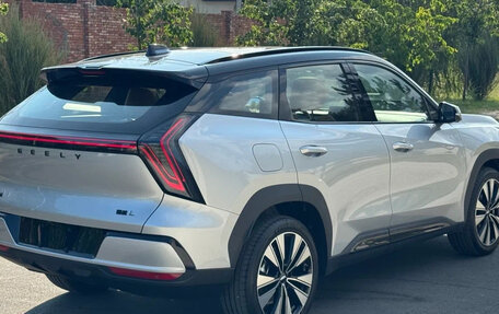 Geely Atlas, 2025 год, 2 750 000 рублей, 6 фотография