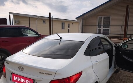 Hyundai Solaris II рестайлинг, 2012 год, 700 000 рублей, 5 фотография