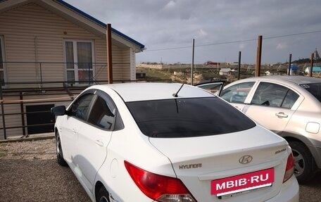 Hyundai Solaris II рестайлинг, 2012 год, 700 000 рублей, 6 фотография