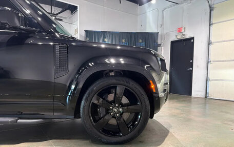 Land Rover Defender II, 2025 год, 13 900 782 рублей, 12 фотография