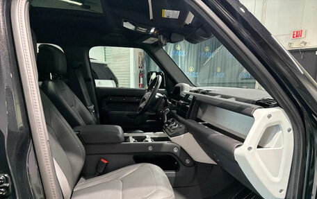 Land Rover Defender II, 2025 год, 13 900 782 рублей, 26 фотография