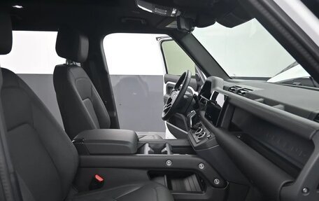 Land Rover Defender II, 2025 год, 14 515 781 рублей, 10 фотография