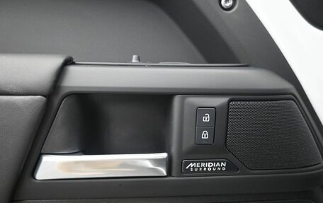 Land Rover Defender II, 2025 год, 14 515 781 рублей, 22 фотография