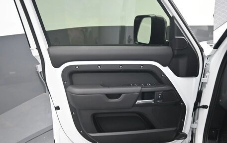 Land Rover Defender II, 2025 год, 14 515 781 рублей, 20 фотография