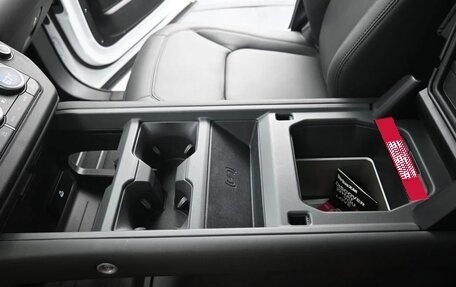 Land Rover Defender II, 2025 год, 14 515 781 рублей, 29 фотография