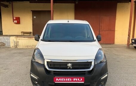 Peugeot Partner II рестайлинг 2, 2021 год, 1 370 000 рублей, 3 фотография