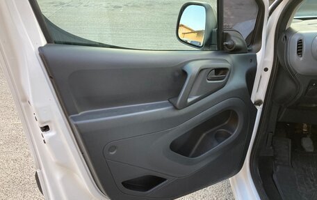 Peugeot Partner II рестайлинг 2, 2021 год, 1 370 000 рублей, 15 фотография