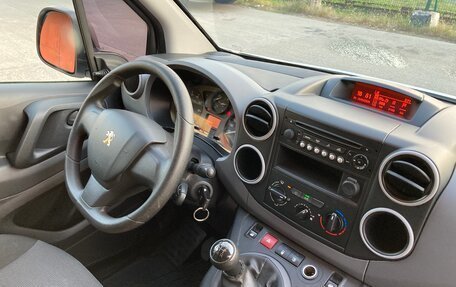 Peugeot Partner II рестайлинг 2, 2021 год, 1 370 000 рублей, 29 фотография