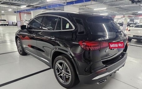 Mercedes-Benz GLA, 2024 год, 5 890 000 рублей, 4 фотография