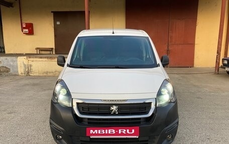 Peugeot Partner II рестайлинг 2, 2021 год, 1 370 000 рублей, 27 фотография