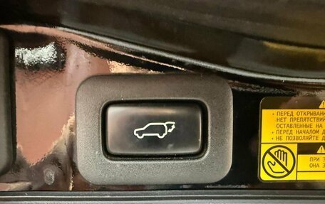 Toyota Land Cruiser 200, 2015 год, 4 200 000 рублей, 27 фотография