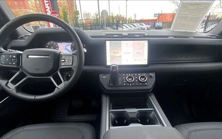 Land Rover Defender II, 2025 год, 13 982 834 рублей, 15 фотография