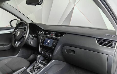 Skoda Octavia, 2017 год, 1 593 000 рублей, 13 фотография