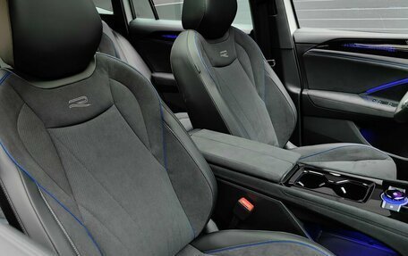 Volkswagen Tiguan, 2025 год, 5 300 000 рублей, 30 фотография