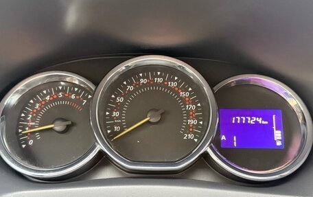 Renault Sandero II рестайлинг, 2015 год, 590 000 рублей, 20 фотография