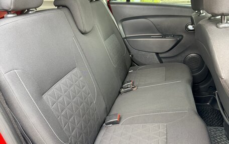 Renault Sandero II рестайлинг, 2015 год, 590 000 рублей, 23 фотография