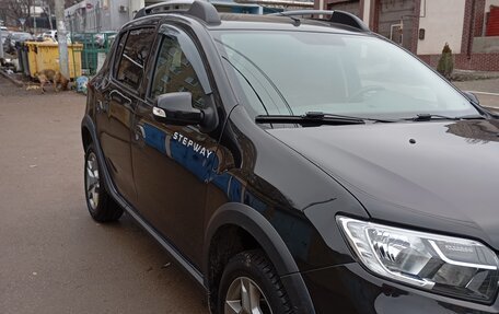 Renault Sandero II рестайлинг, 2020 год, 1 150 000 рублей, 2 фотография