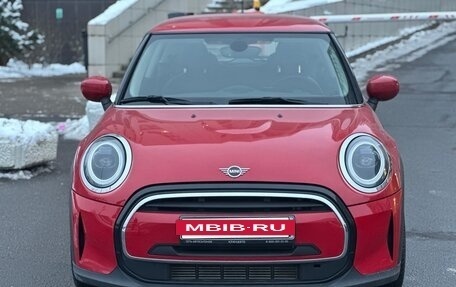 MINI Hatch, 2021 год, 2 400 000 рублей, 2 фотография