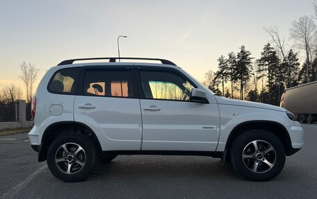Chevrolet Niva I рестайлинг, 2016 год, 710 000 рублей, 7 фотография