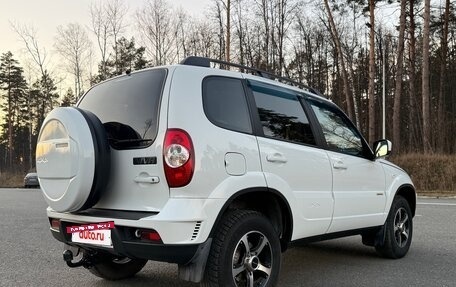 Chevrolet Niva I рестайлинг, 2016 год, 710 000 рублей, 5 фотография