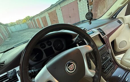 Cadillac Escalade III, 2008 год, 1 200 000 рублей, 12 фотография