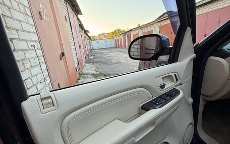 Cadillac Escalade III, 2008 год, 1 200 000 рублей, 14 фотография