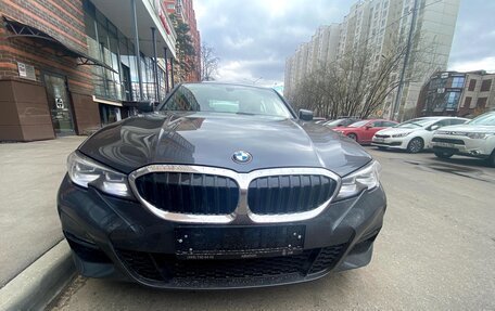 BMW 3 серия, 2021 год, 3 330 000 рублей, 1 фотография