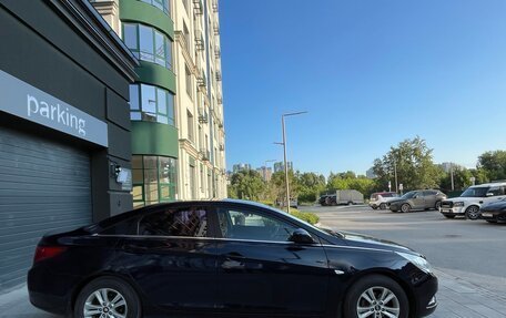 Hyundai Sonata VI, 2010 год, 859 000 рублей, 4 фотография