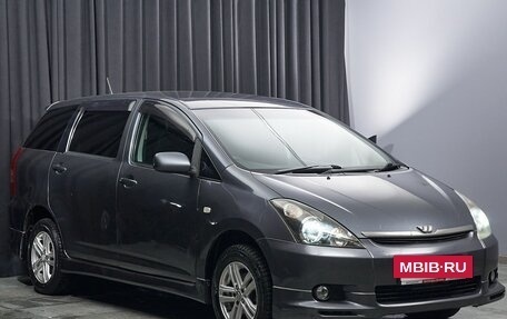 Toyota Wish II, 2003 год, 747 000 рублей, 3 фотография