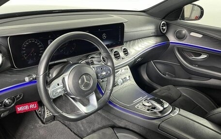 Mercedes-Benz E-Класс, 2019 год, 3 799 000 рублей, 12 фотография