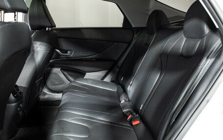 Hyundai Elantra, 2023 год, 2 329 898 рублей, 10 фотография