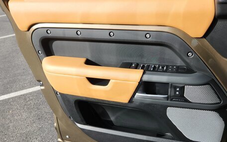 Land Rover Defender II, 2024 год, 9 700 000 рублей, 25 фотография