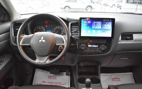 Mitsubishi Outlander III рестайлинг 3, 2013 год, 1 279 000 рублей, 17 фотография