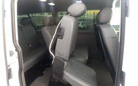 Volkswagen Caravelle T6 рестайлинг, 2021 год, 4 600 000 рублей, 7 фотография