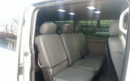 Volkswagen Caravelle T6 рестайлинг, 2021 год, 4 600 000 рублей, 9 фотография