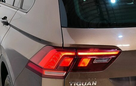 Volkswagen Tiguan II, 2019 год, 1 949 000 рублей, 6 фотография