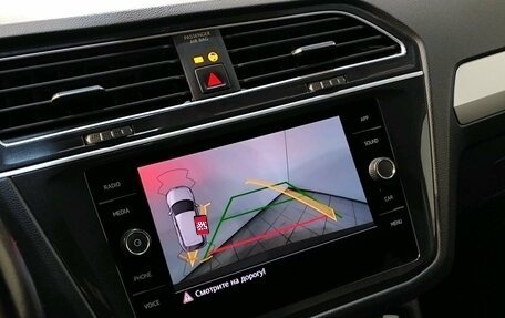 Volkswagen Tiguan II, 2019 год, 1 949 000 рублей, 15 фотография