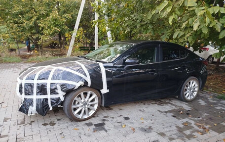 Mazda Axela, 2017 год, 815 000 рублей, 2 фотография