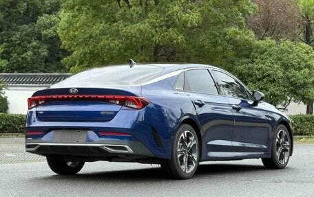 KIA K5, 2021 год, 1 800 000 рублей, 3 фотография