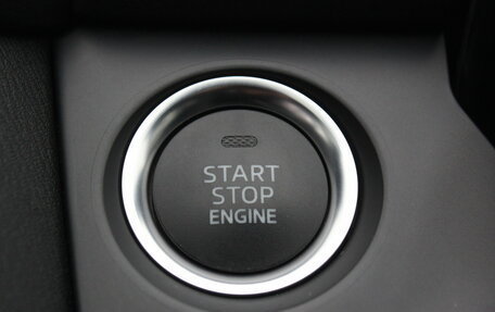 Mazda 6, 2016 год, 2 347 000 рублей, 25 фотография