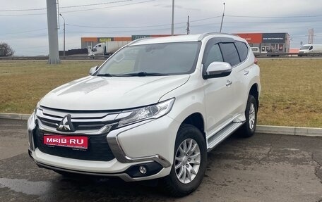 Mitsubishi Pajero Sport III рестайлинг, 2019 год, 3 350 000 рублей, 1 фотография