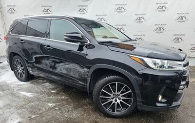 Toyota Highlander III, 2017 год, 3 149 000 рублей, 1 фотография