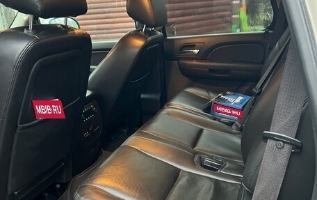 Chevrolet Tahoe III, 2013 год, 2 350 000 рублей, 10 фотография