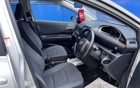 Toyota Sienta II, 2015 год, 1 800 000 рублей, 6 фотография